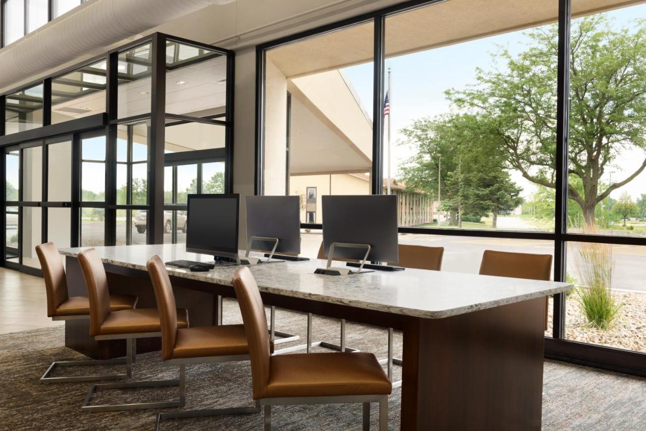 Holiday Inn - Bloomington - Normal By Ihg Екстериор снимка