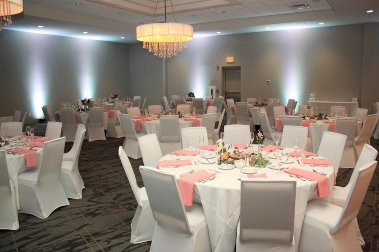 Holiday Inn - Bloomington - Normal By Ihg Екстериор снимка
