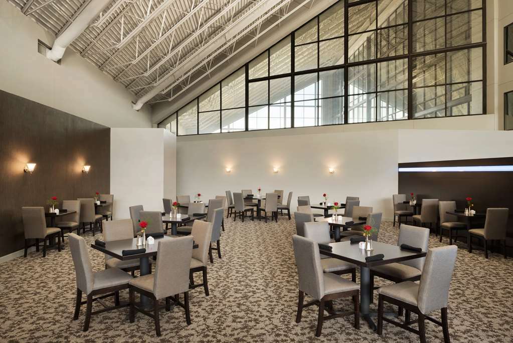 Holiday Inn - Bloomington - Normal By Ihg Ресторант снимка