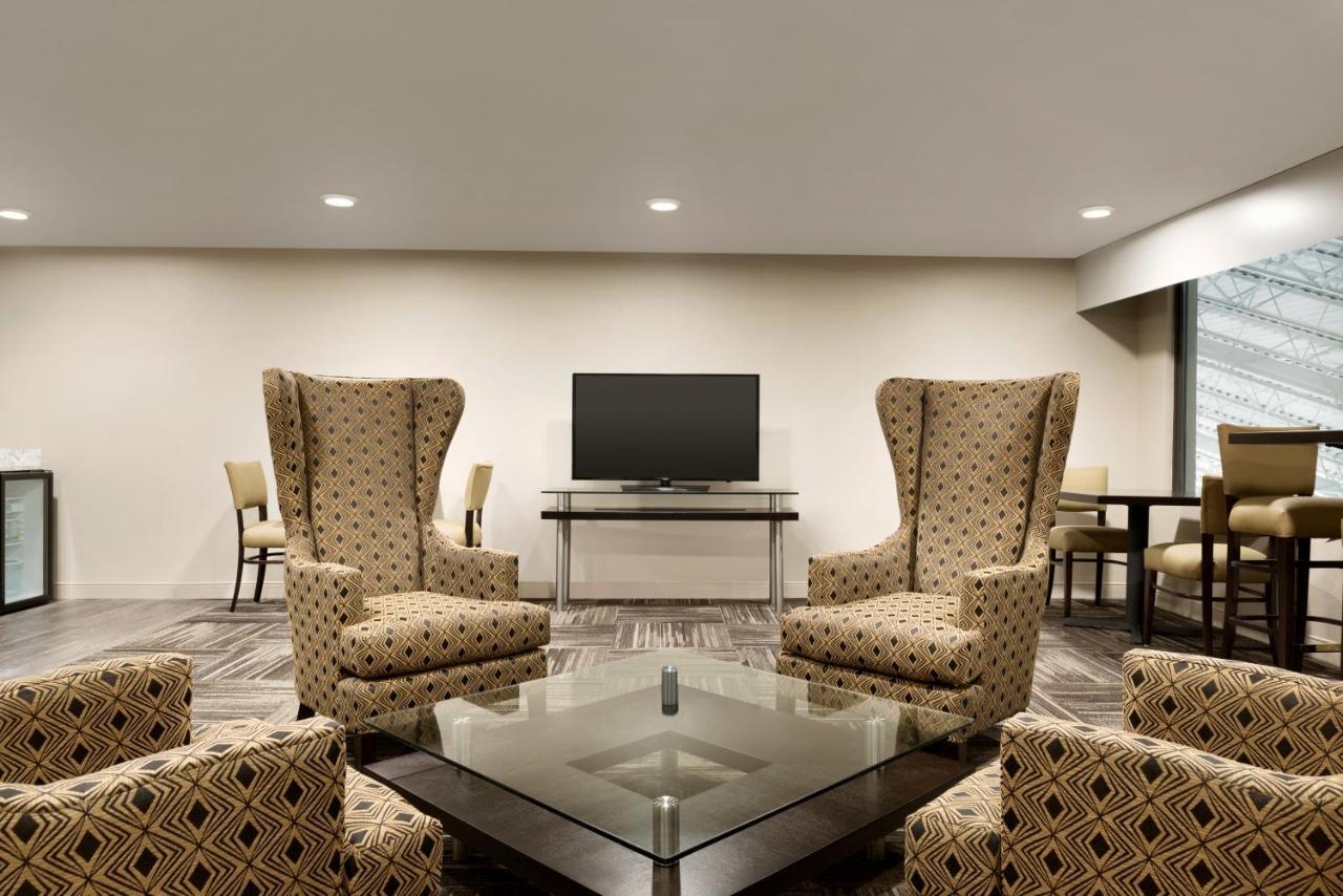 Holiday Inn - Bloomington - Normal By Ihg Екстериор снимка
