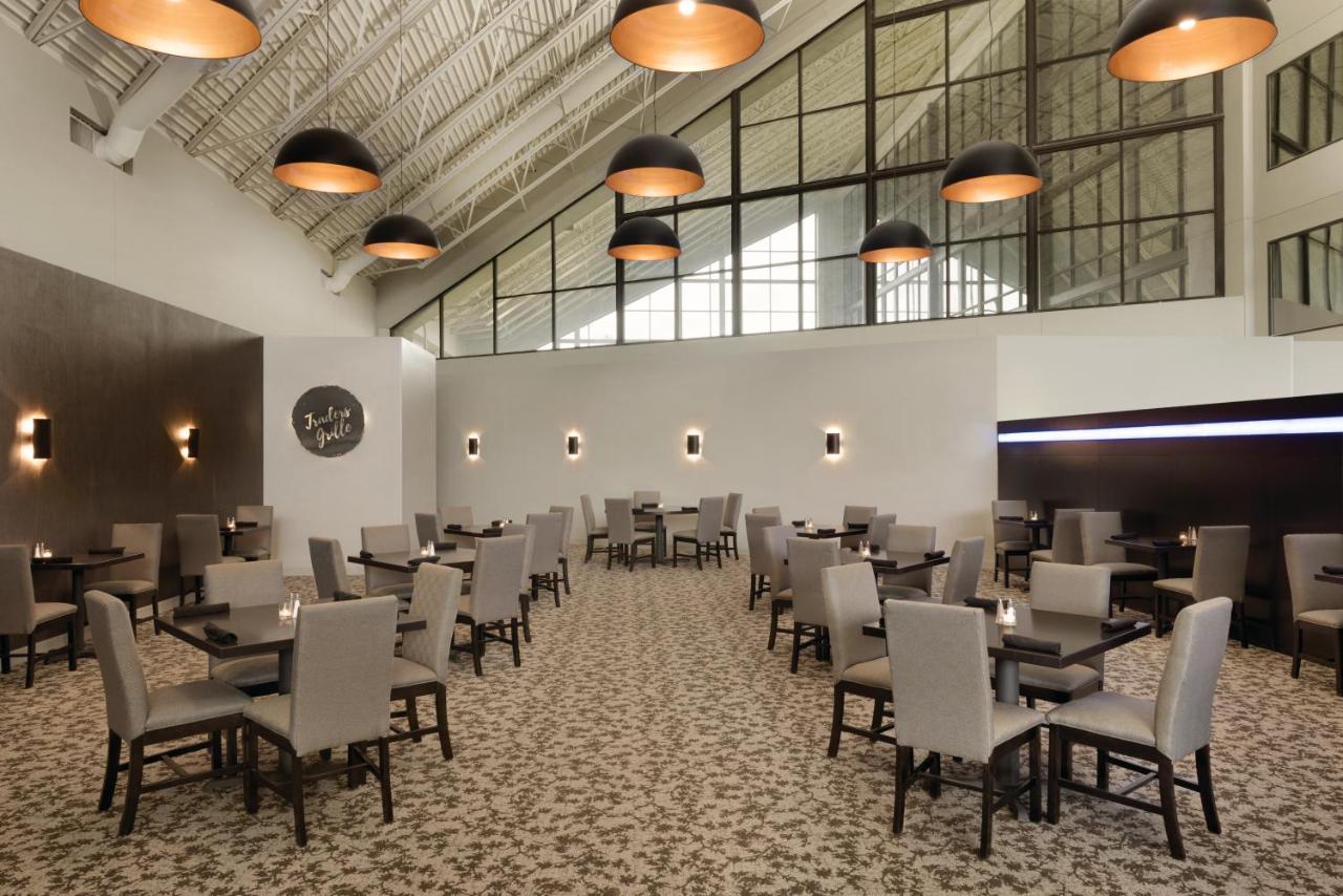 Holiday Inn - Bloomington - Normal By Ihg Екстериор снимка